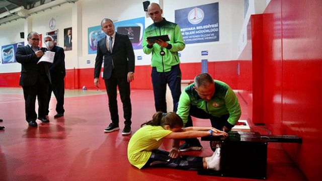 Karşıyaka Sportif Performans Ölçüm Merkezi açıldı