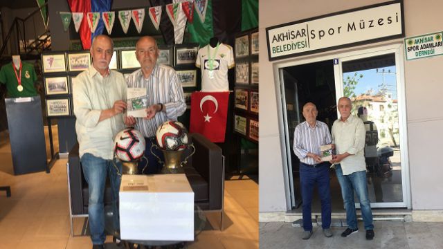 Avni Erboy, Akhisar Spor Müzesi’ne 100 kitap bağışladı