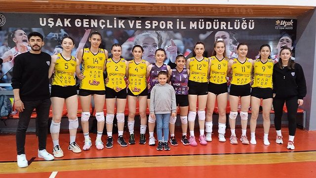 Akhisargücü'nün genç voleybolcuları grupta 2. oldu