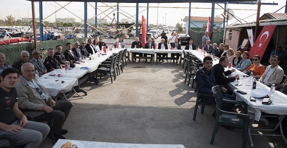 Cumhuriyetimizin 100. Yıl Kutlamalarında balık ekmek ziyafeti...