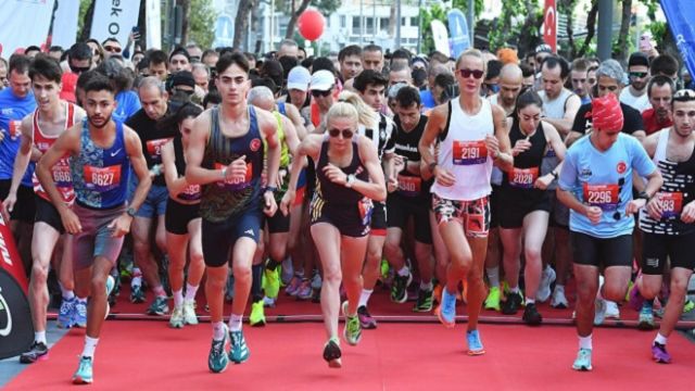 Türkiye’nin en hızlı maratonunda kazananlar belli oldu