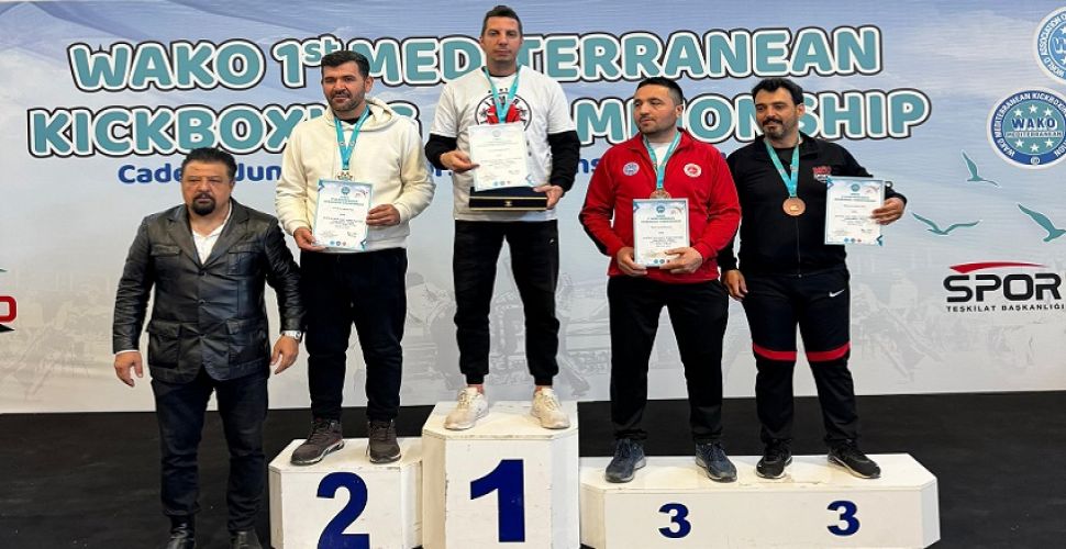 Bostanlısporlu Uyanıker, Kickboksta Akdeniz Şampiyonu oldu