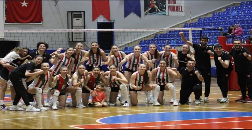 Fenerbahçe'yi yenen Karşıyaka 3. oldu