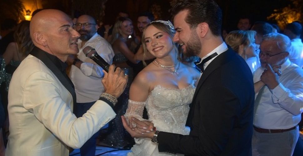Lisede başlayan aşk evlilikle son buldu...