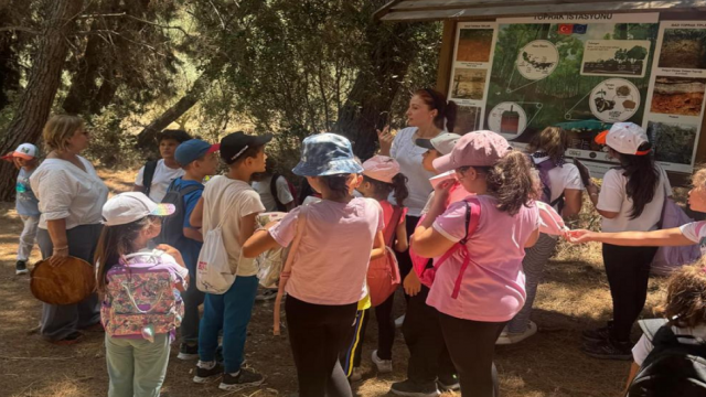 “Dünya Hepimizin” Projesi ile Çocuklara Doğa Bilinci Aşılanıyor