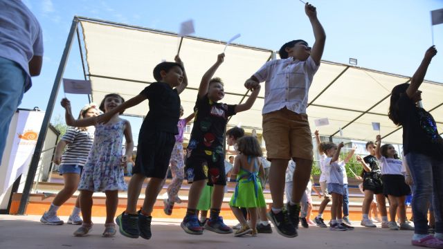 Haydi çocuklar, 2. Teos Çocuk Kültür Ekoloji Festivaline...