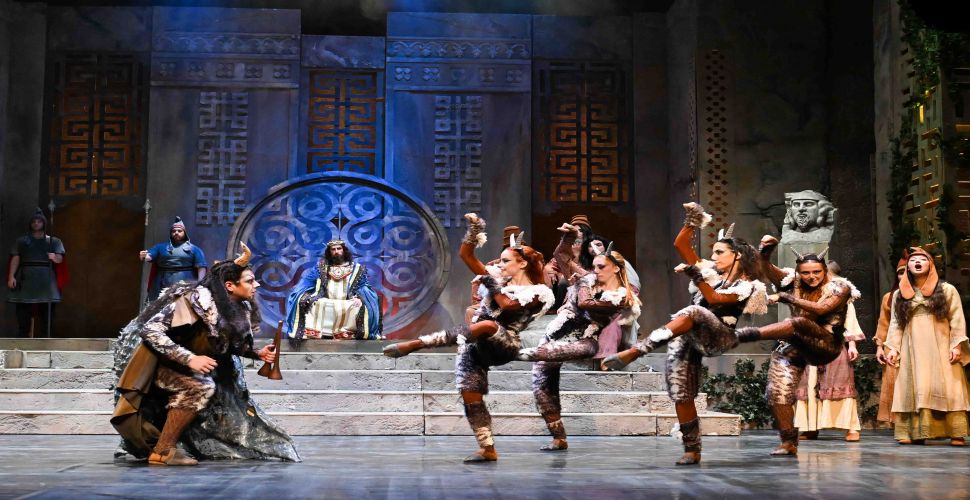 Midas’ın Kulakları Yeniden Sahnede