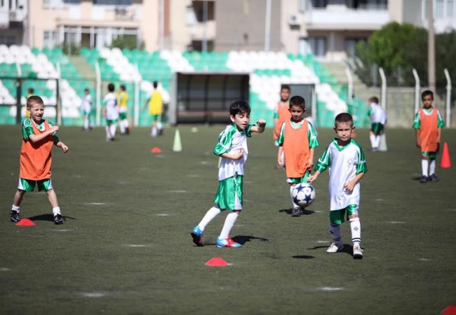 Bornova Belediyesi Kış Spor Kursları başlıyor