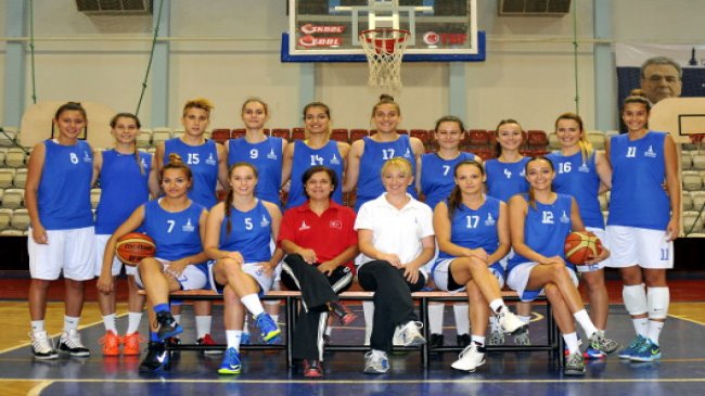 İzmir Büyükşehir Belediyespor ligden çekildi...