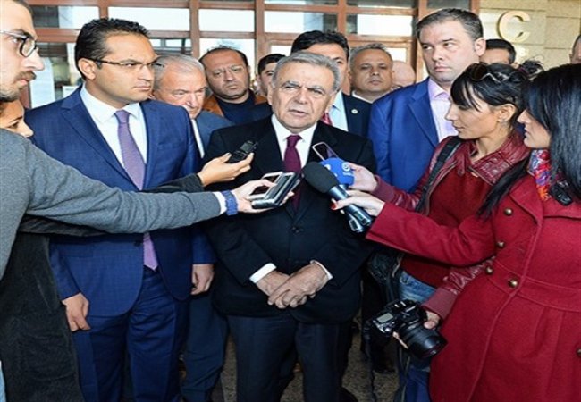 Büyükşehir davası 2016'ya ertelendi