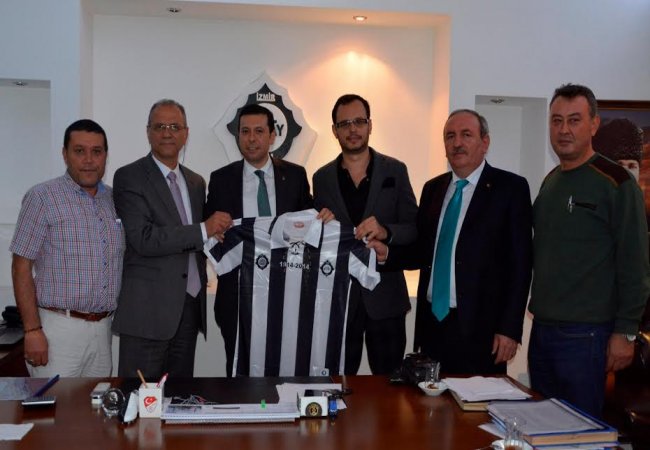 Ak Parti'li Kaya: "Tek sevdamız Türkiye"