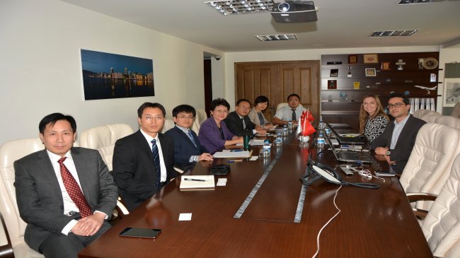 Çinli yetkililer enerji yatırımları için İzmir’de