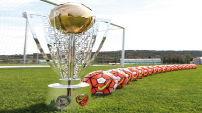 Futbolda hasret bitiyor...