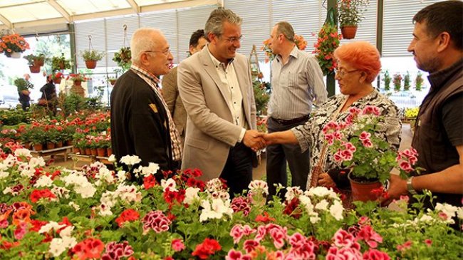 Karşıyaka ve Narlıdere Festivallerinde "Çiçek" açacak...