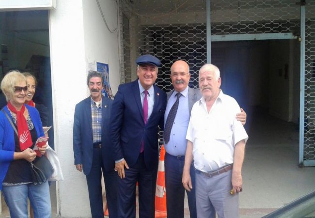 Chp'li Rodoplu Dikili ve Foça'da ziyaretlerde bulundu