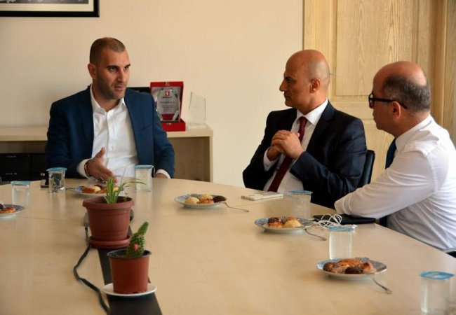 Ak Partili Kaya sanayicilerle buluştu