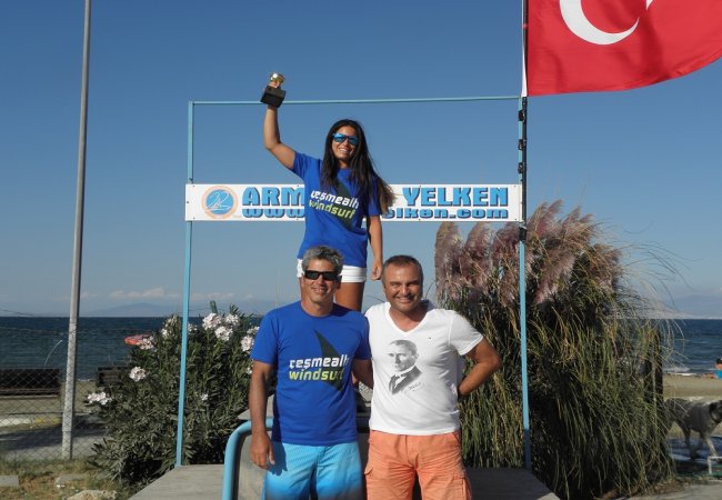 Milli sörfçü Dilara, Türkiye şampiyonu oldu