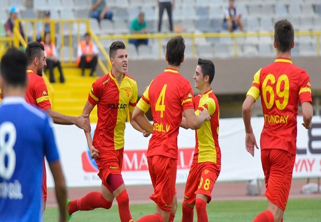 Göztepe penaltılarla turladı...