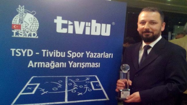 Halil Fincan ödülünü aldı
