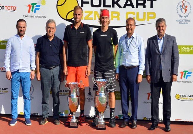 İzmir Cup’ta muhteşem final