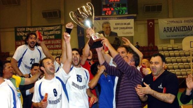İzmir Büyükşehir Belediyespor hentbolde 9 yıl sonra ligden düştü!..