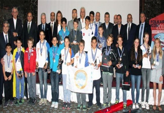 Çeşme Yelken haftası ödül töreniyle sonlandı
