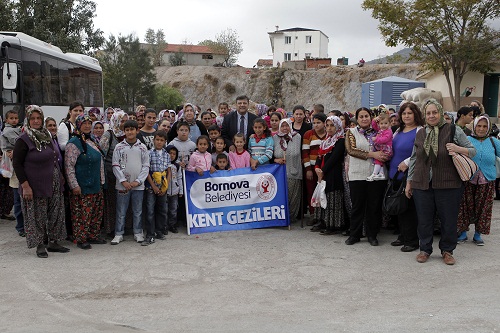 BORNOVA BELEDİYESİ 10 BİN KADINLA ÇANAKKALE'YE GİDİYOR