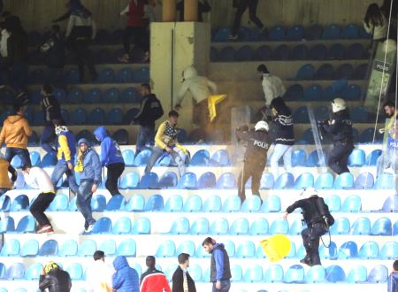BUCALI TARAFTARLAR OLAY ÇIKARDI, TESİSLERİ BASTI...