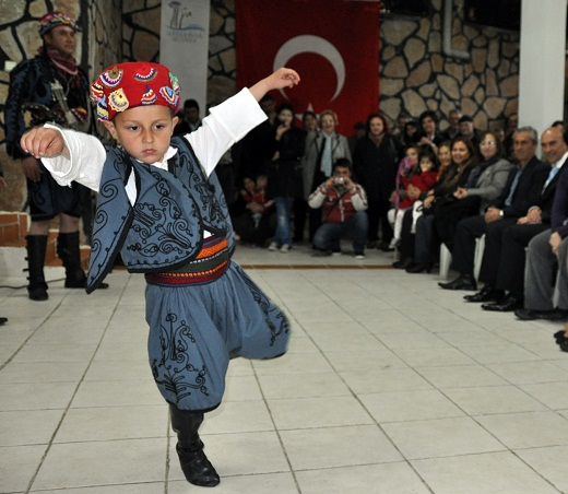 HAYDİ BRE EFELER... YOLUNUZ AÇIK OLSUN...