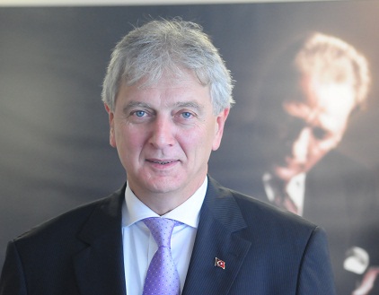 SANAYİCİ DALGALARLA GÜNLÜK YAŞIYOR...