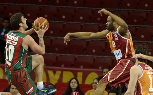 YARDIMCISINDAN USTASINA SÜRPRİZ...