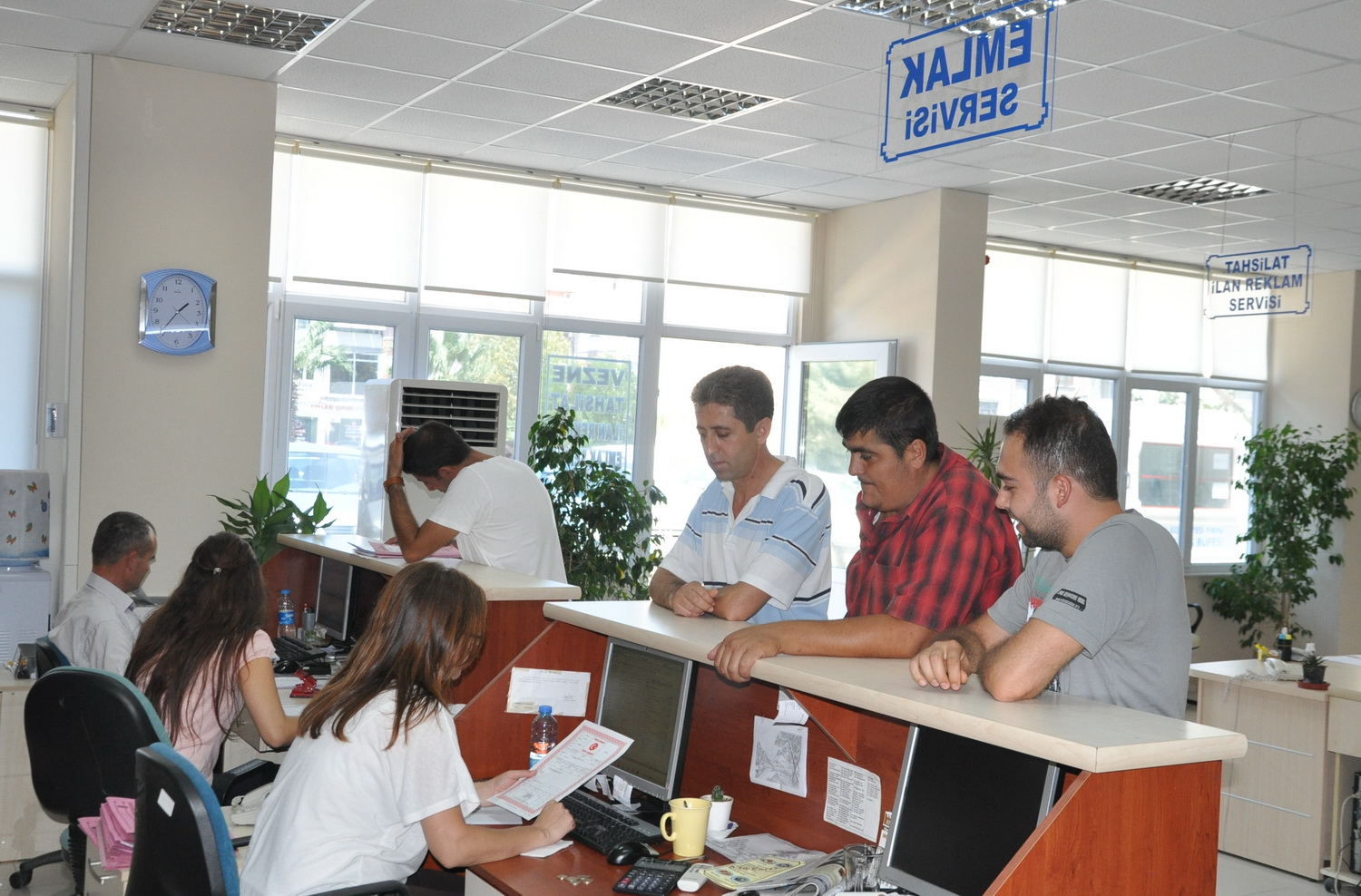 ALİAĞA BELEDİYESİ'NDEN HİZMET BİNASINA YENİLİKLER
