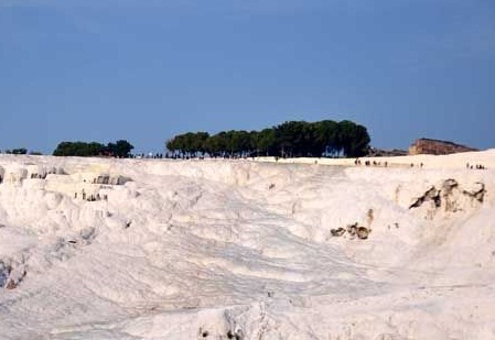 ARAP TURİSTLER PAMUKKALE'Yİ KEŞFETTİ...