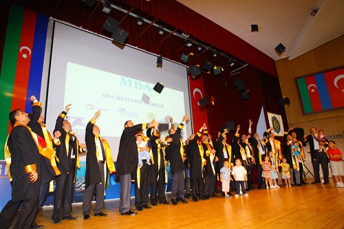 PETKİM GELECEĞİN YÖNETİCİLERİNİ YETİŞTİRİYOR