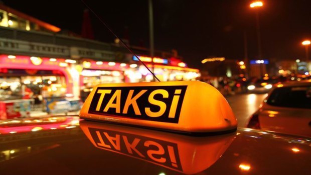 İZMİR'DE TAKSİLERDE YENİ UYGULAMA