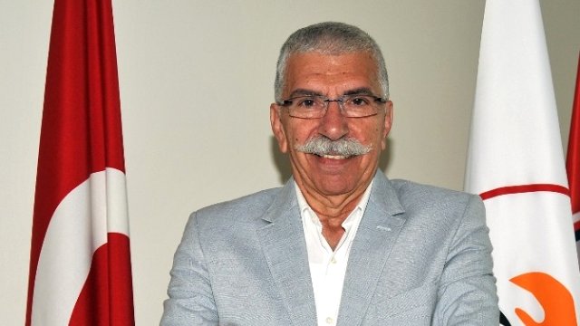 İZVAK'TA YEMİŞCİ BIRAKIYOR. TÖZGE ADAY...