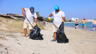 Çeşme Belediyesinden 19 plajda 7/24 temizlik