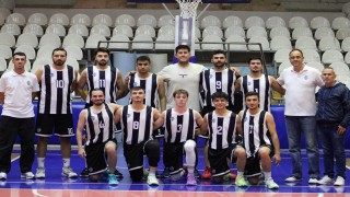 Manisa'da basketbolun en büyüğü Şampiyon Akhisargücü...