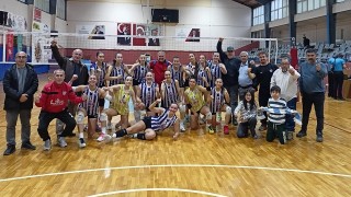 Akhisargücü kadınları filede dolu dizgin...