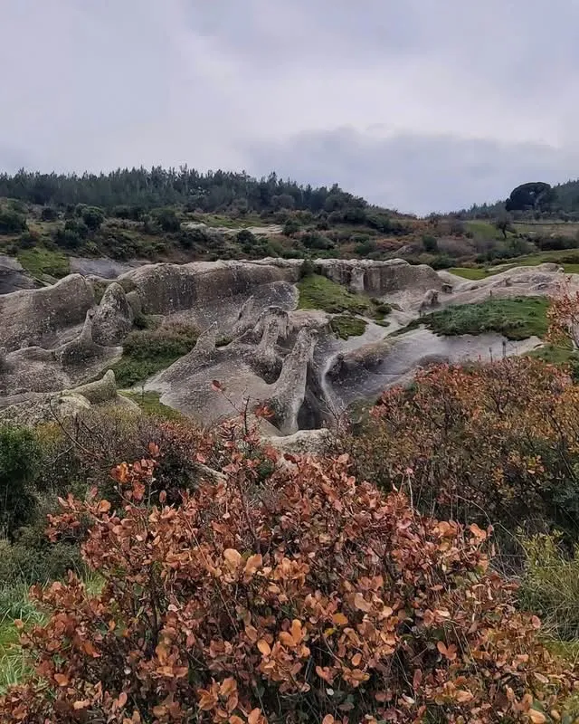 Akhisar'ın Peri Bacaları koruma altında...