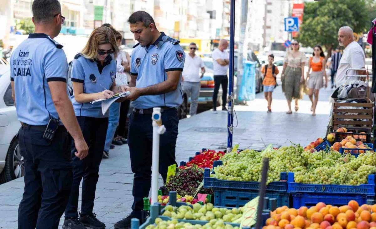 Ana arterlerde kaldırım işgaline geçit yok