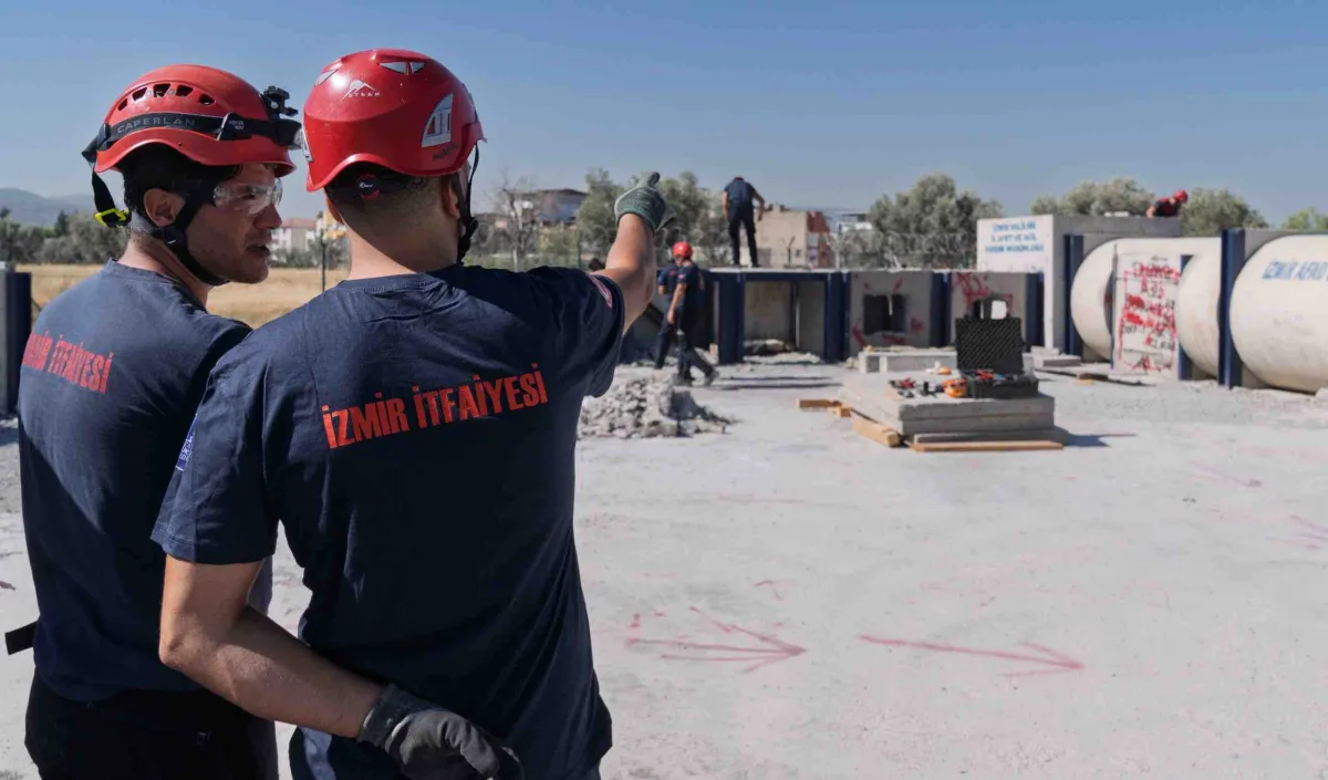 İzmir İtfaiyesi ağır arama kurtarmada güçleniyor