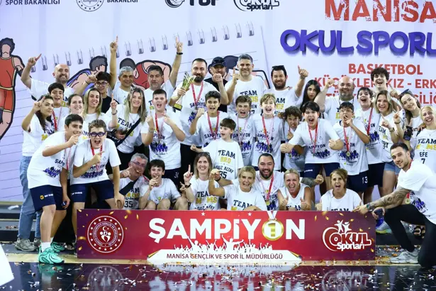 Eren Şahin Eronat Ortaokulu bu sene de şampiyonluk istiyor