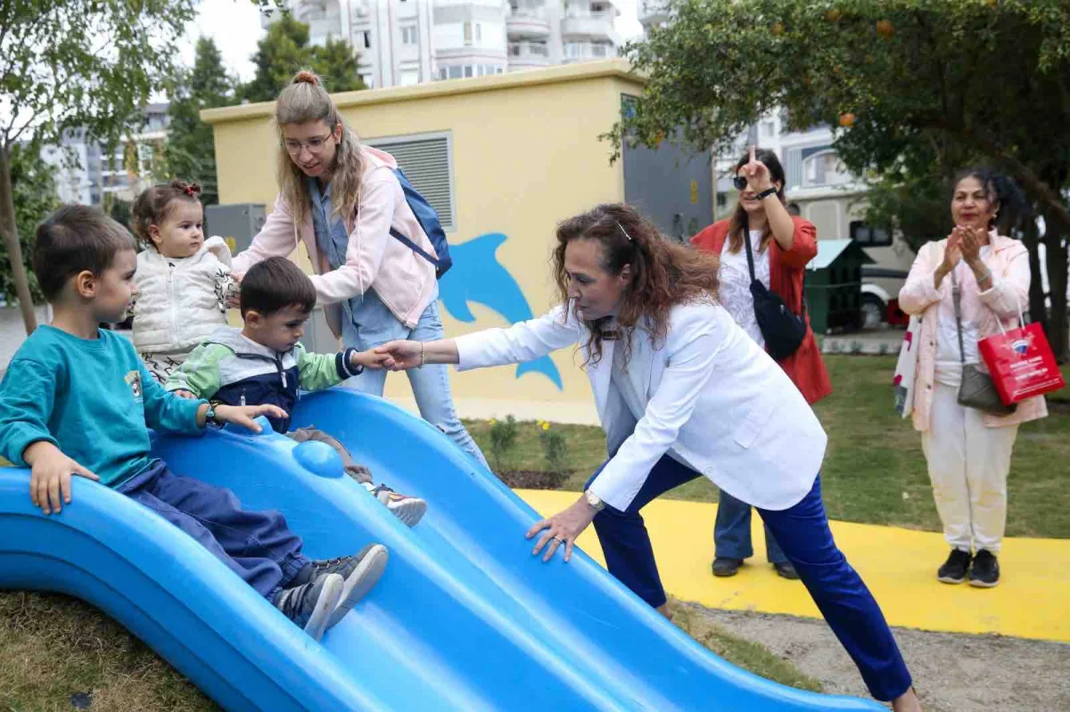 Karşıyaka'da “Kent 95 Parkı” hizmete açıldı