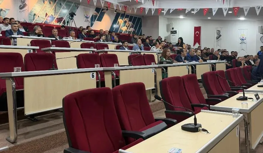 Çiğli'de AK Parti boykotu: Meclis toplanamadı
