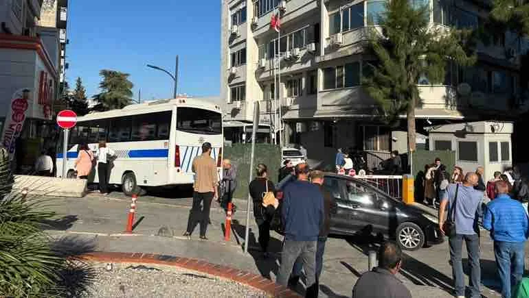 İzmir Cumhuriyet Başsavcılığı'ndan operasyon açıklaması