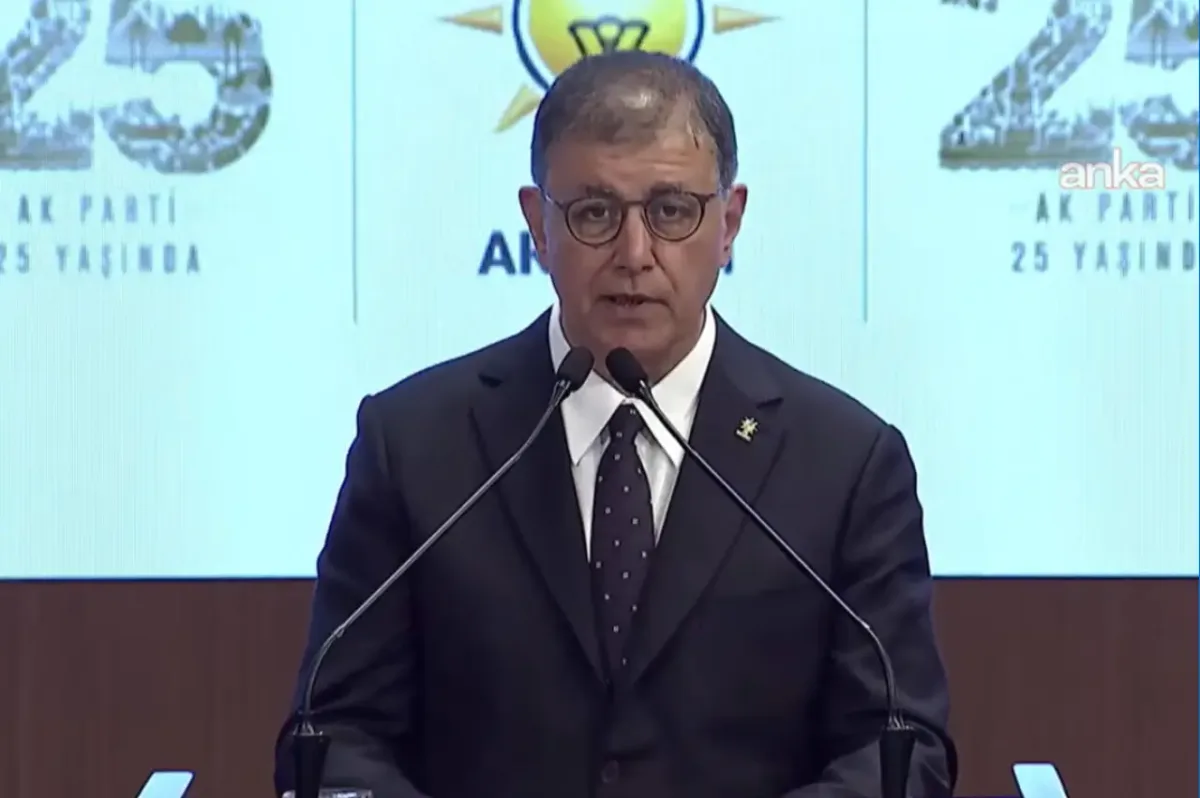 Cemil Tugay’dan İzmir mesajı: “Yaşamlarına müdahale edecek hiçbir şey olmayacak”