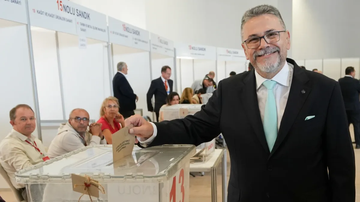 EBSO’nun yeni başkanı Mustafa Karabağlı oldu