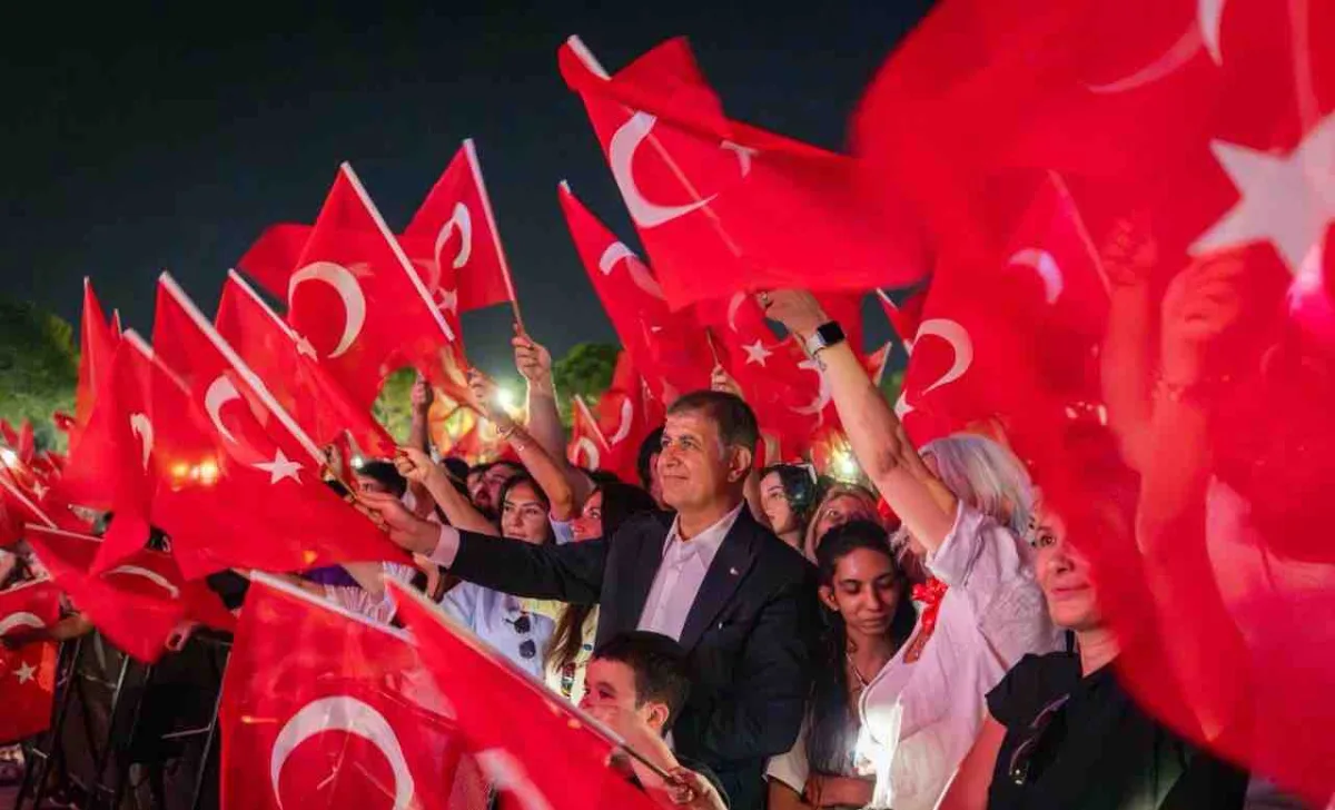 Cemil Tugay'dan 29 Ekim mesajı: “Cumhuriyet’i milletçe yaşatacağız”